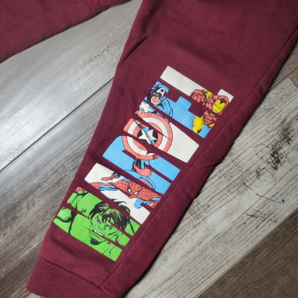 Marvel Burgundy Fleece Jogger Sweatpants Size 5 Boys EUC - Picture 6 of 11